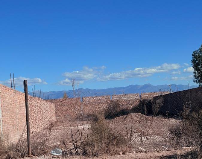 Terreno · 605m²