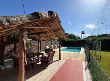 Quinta vacacional de 4 ambientes, Moreno · Casa Quinta en Venta de 900 m² Ubicado en La Reja