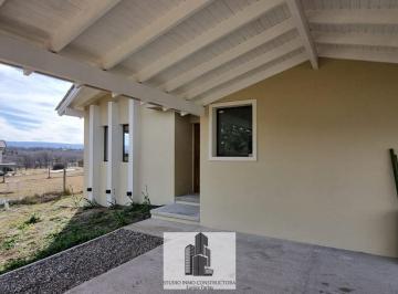 Casa · 1082m² · 4 Ambientes · 1 Cochera · Casa en Venta Champaquí Golf - Villa Gral Belgrano