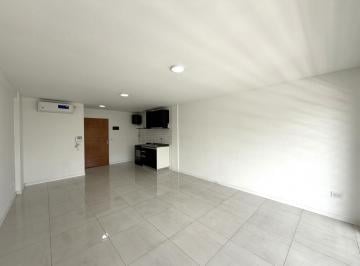 Oficina comercial · 40m² · 1 Ambiente · Alquiler Oficina con Balcón en Haedo.