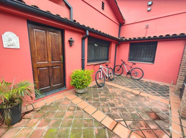 Casa · 334m² · 7 Ambientes