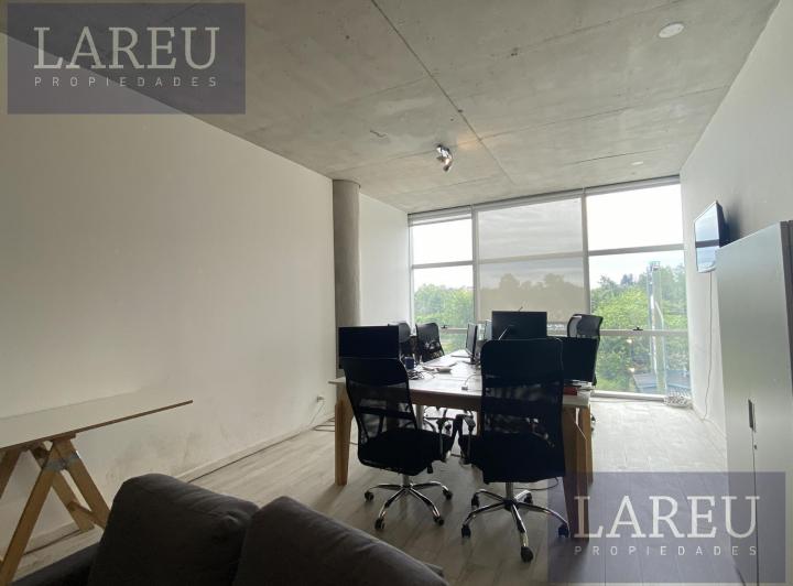 Oficina comercial · 37m² · 1 Ambiente · 1 Cochera