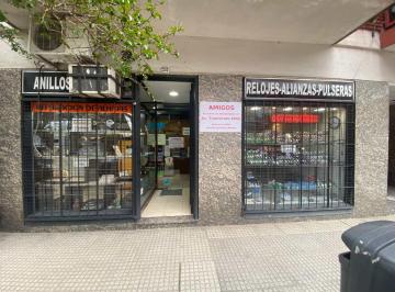 Local comercial · 42m² · Local en Alquiler en Villa Urquiza – Excelente