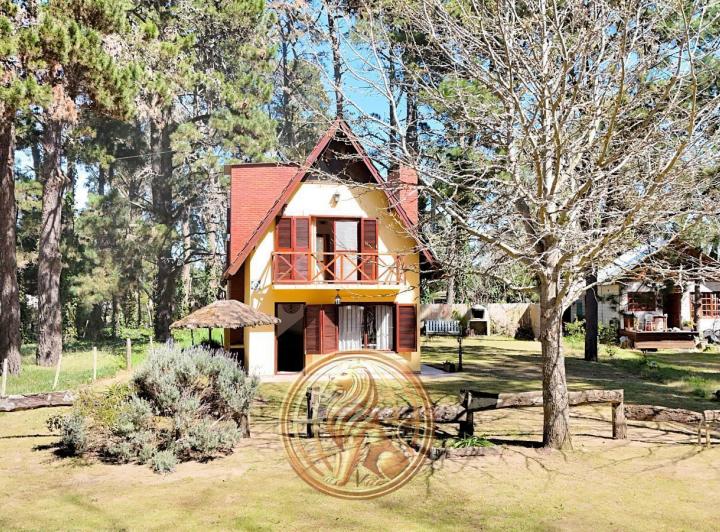 Casa · 120m² · 4 Ambientes · 1 Cochera