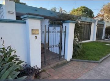 Casa de 7 ambientes, Córdoba · Venta Casa Cerro de Las Rosas 3 Dorm