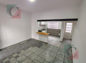 Casa · 50m² · 3 Ambientes · Casa de 3 Ambientes con Patio Lanus Oeste