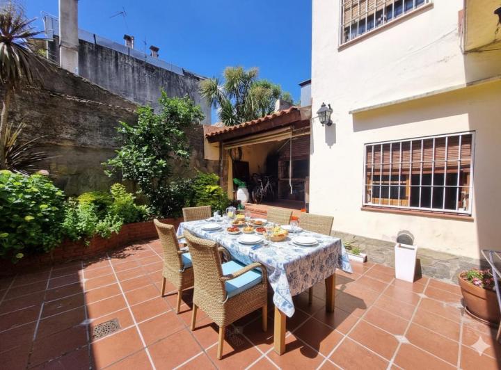 Casa · 140m² · 5 Ambientes