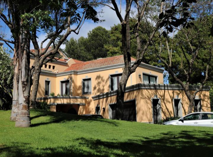 Casa · 475m² · 7 Ambientes