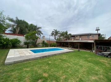 Casa · 240m² · 4 Ambientes · 5 Cocheras · Alquiler Casa 4 Amb San Miguel Pileta Parrilla Quincho