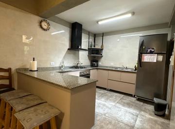 Casa · 120m² · 4 Ambientes · Casa 4 Ambientes Escritorio en La Boca Venta