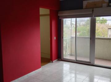 Departamento · 55m² · 4 Ambientes · Departamento en Alquiler 4 Ambientes con Balcón Al Frente en Remedios de Escalada
