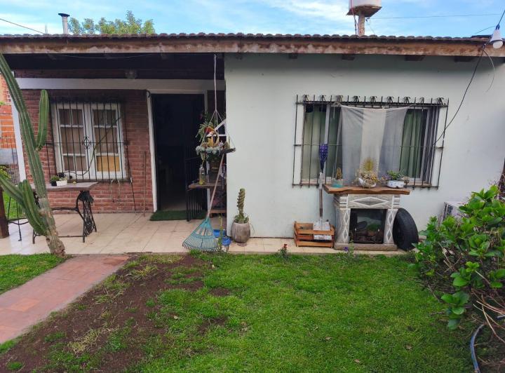 Casa · 120m² · 6 Ambientes · 3 Cocheras