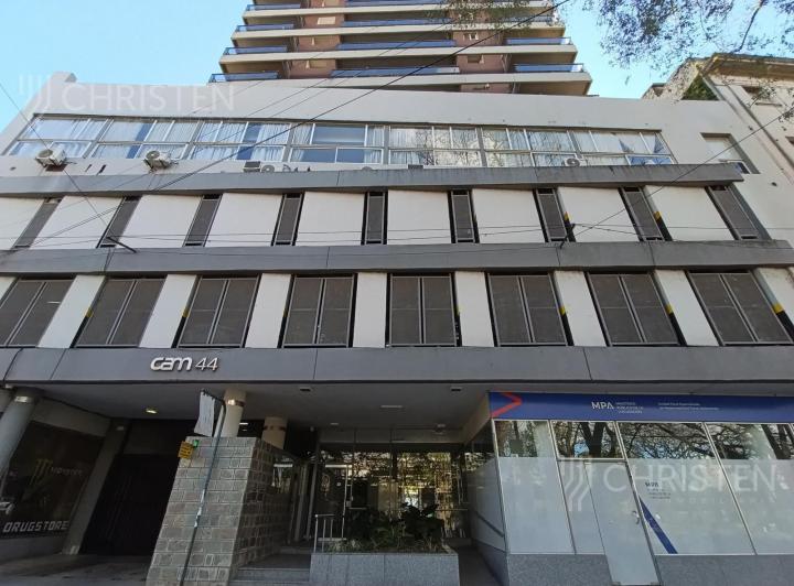 Departamento · 100m² · 4 Ambientes · 1 Cochera