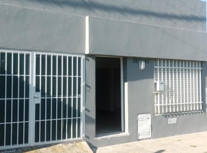 Casa · 100m² · 4 Ambientes · 1 Cochera