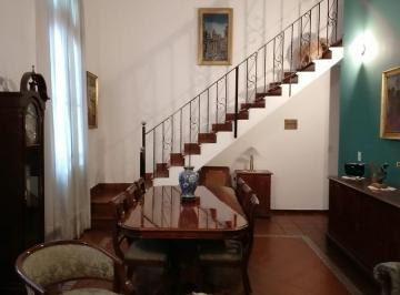 Casa · 105m² · 4 Ambientes · Casa en Boedo