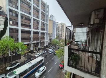 Departamento · 80m² · 4 Ambientes · Departamento 4 Amb a Reciclar Oportunidad