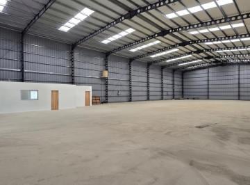 Bodega-Galpón · 1000m² · 2 Ambientes · Alquiler Galpon Polo 52 1.000 m²