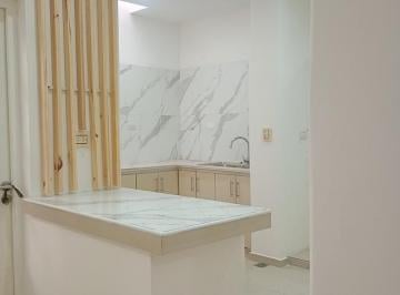 PH · 110m² · 4 Ambientes · Casa de 3 Dorm. a m. de Av Alem Al 500