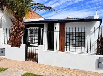 PH · 70m² · 4 Ambientes · PH de 2 Dorm. en Venta Tolosa
