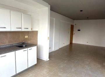 Departamento de 2 ambientes, Villa Ortuzar · 2 Ambientes con Cochera Cubierta, Balcón Terraza y Parrilla Propia