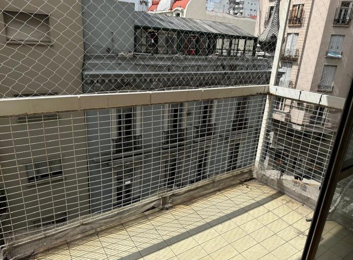 Venta 2 Amb C/balcón Frente y Cochera San Nicolas