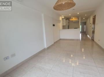 Departamento · 40m² · 2 Ambientes · 1 Cochera · Excelente Semipiso Al Frente con Dos Balcones Cochera Fija Cubierta Terraza en Saavedra