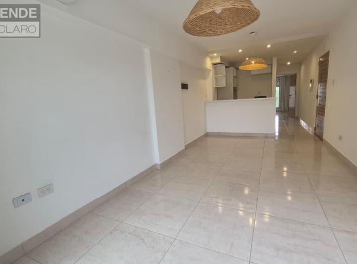 Departamento · 40m² · 2 Ambientes · 1 Cochera