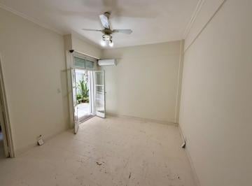 PH · 38m² · 2 Ambientes · PH 2 Ambientes con Patio Propio en Almagro