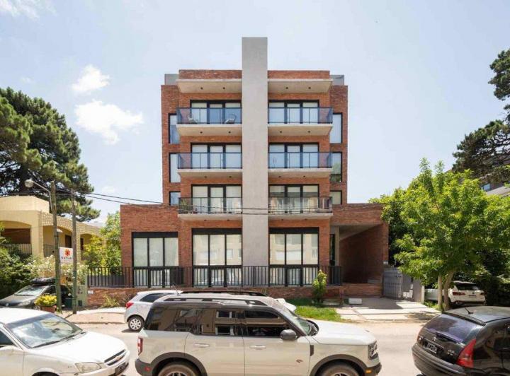 Departamento · 47m² · 2 Ambientes · 1 Cochera