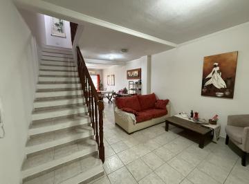 Casa · 84m² · 3 Ambientes · 1 Cochera · Casa en Gualeguaychu