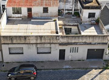 Casa · 141m² · 2 Ambientes · 2 Cocheras · Casa en General San Martin