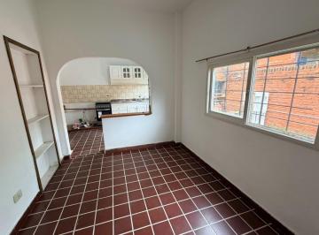 PH de 2 ambientes, Morón · PH Tipo Casa Al Fondo 2 Ambientes con Patio - en Alquiler en El Palomar