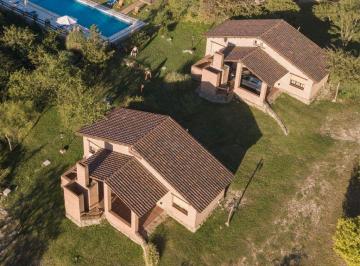 Quinta vacacional de 1 ambiente, Villa General Belgrano · En Ventaemprendimiento Comercialcomplejo de Cabañas Amuebladas en Bosque Los Pioneros
