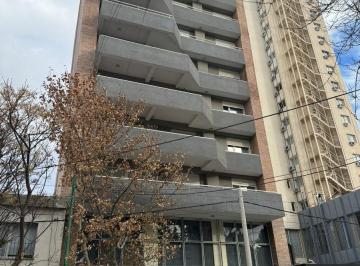 Departamento · 130m² · 5 Ambientes · Departamento en Alquiler 3 Dorm. Centro de Neuquén