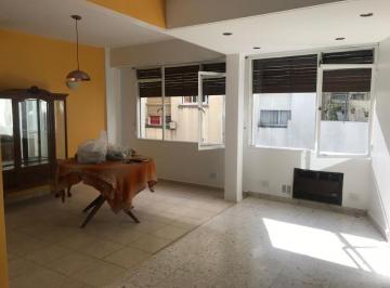 Departamento de 3 ambientes, Caballito · Caballito - Ambrosetti 600 - Precioso 3 Ambientes!