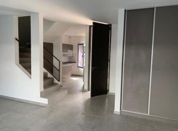 Casa de 6 ambientes, Córdoba · Alquiler Duplex Tres Dorm. Manantiales