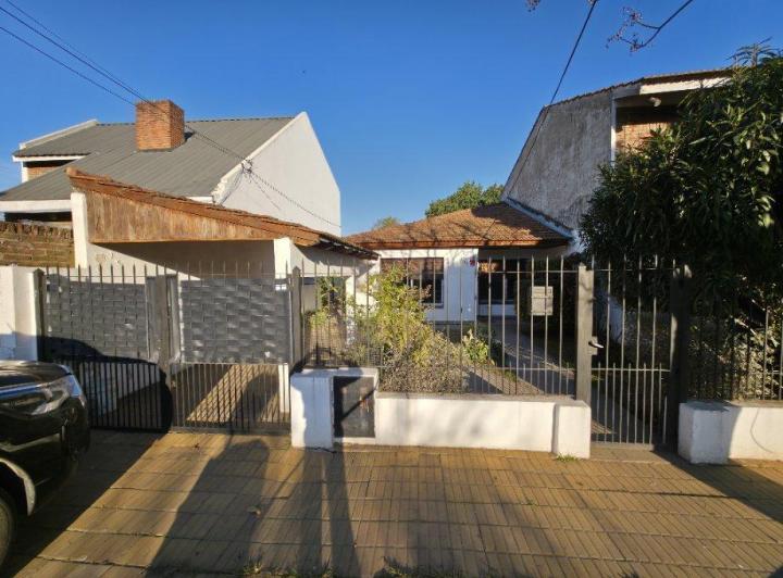 Casa · 90m² · 4 Ambientes · 1 Cochera