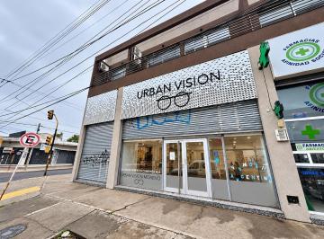 Local comercial · 167m² · 1 Ambiente · Local Comercial en Venta en Av Victorica – Moreno