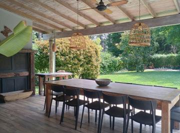 Casa · 200m² · 6 Ambientes · 1 Cochera · Alquiler Casa Enero Primera Quincena Pileta Jardin Parrilla Bella Vista