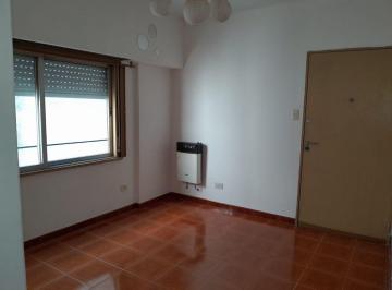 Departamento de 2 ambientes, Núñez · 2 Ambientes - Cabildo y Ruiz Huidobro - Muy Luminoso - Piso 11 - Se Permite Mascota Pequeña