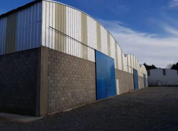 Bodega-Galpón , Pilar · Galpón de 900 m², Sobre Lote de 5300 m², en Venta en Villa Rosa