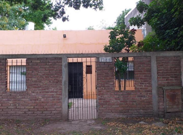 Casa · 100m² · 3 Ambientes · 1 Cochera