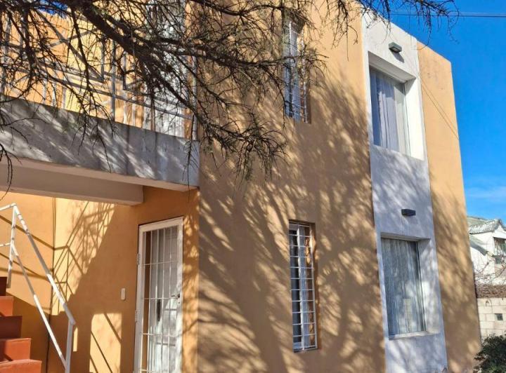 Casa · 130m² · 6 Ambientes
