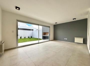 PH · 122m² · 4 Ambientes · 1 Cochera · Venta Duplex 3 Dorm. 3 Baños Miradores de Manantiales 2