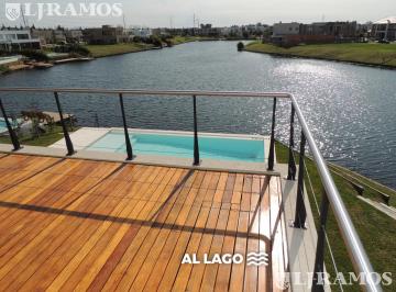Casa · 295m² · 7 Ambientes · 2 Cocheras · Casa Lquiler Temporal Vrano en Nordela Co 4 Dorm..