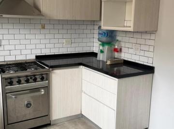 flores-venta-departamento-4-ambientes · 4 Ambientes 2 Baños! Baulera Frente Balcon