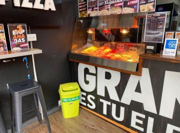 Fondo de comercio · 35m² · 4 Ambientes · Fondo de Comercio Pizzería en Villa Urquiza Zona Transitada