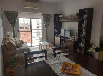 Departamento de 3 ambientes, Flores · Alquiler Semipiso 3 Ambientes Flores
