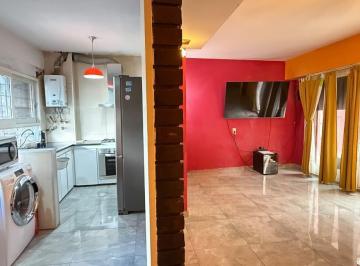 COCINA Y LIVING · PH 3 Amb Venta Flores Patio Terraza Balcón