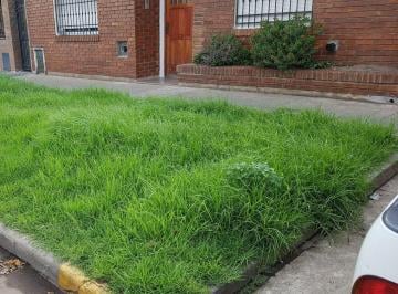 Casa de 3 ambientes, Rosario · Casa Al Frente de 83 m² con 2 Dorm. en Alquiler en Rosario